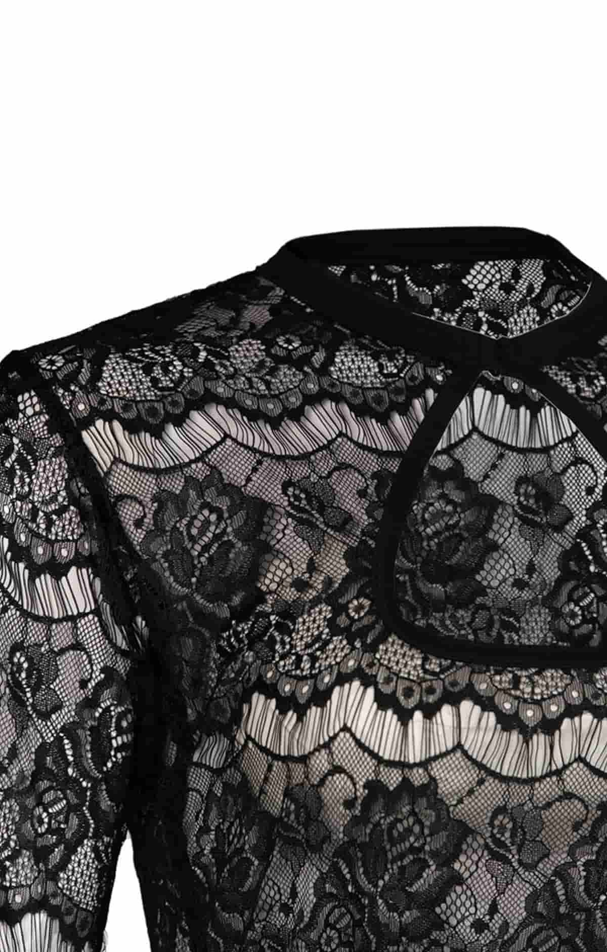 Iconic Dirndl Blouse Comfort Black Edition